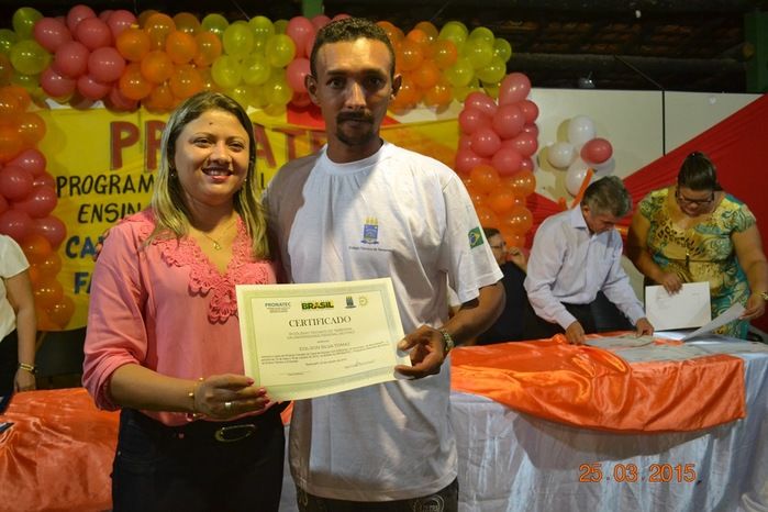 Alunos do PRONATEC recebem certificados de cursos realizados em Boa Hora - Imagem 9