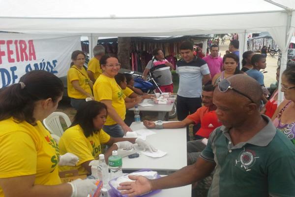 Projeto: Saúde na Feira, Equipes em ação ! - Imagem 5