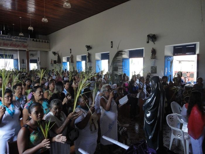 Paróquia inicia Semana Santa com Missa de Domingo de Ramos - Imagem 20