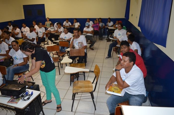 Alunos do EJA assistiram o filme Campomaiorense Mistérios e Vinganças em uma aula cultura. - Imagem 4