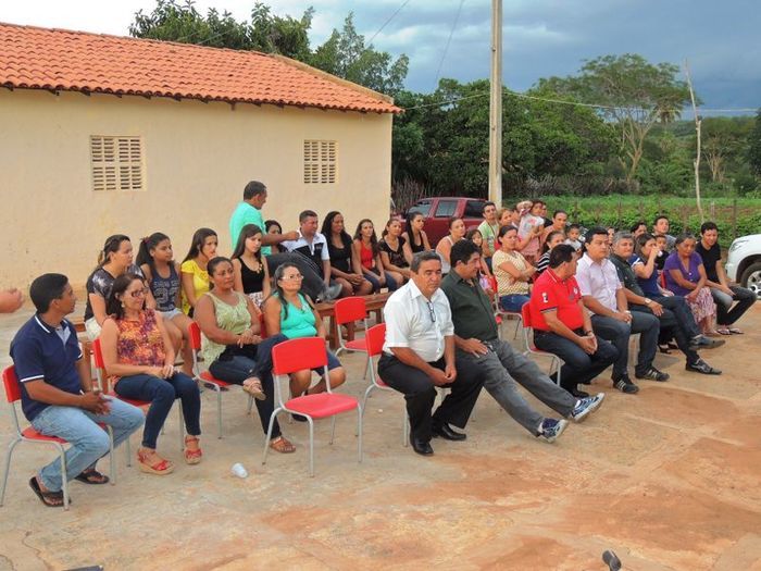 Prefeita inaugura sistema de abastecimento d'água na zona rural - Imagem 11
