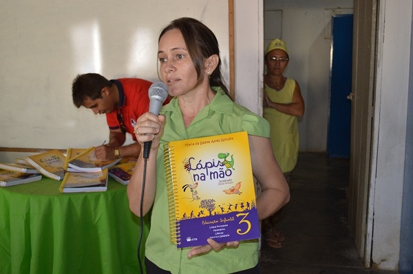 Alunos da U.E Plágida de França recebem livros didáticos para a Educação Infantil   - Imagem 22