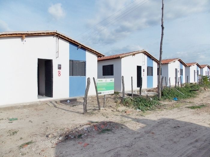 Prefeito Antônio Parambú entrega 15 casas do Programa Minha Casa Minha Vida 2 - Imagem 8