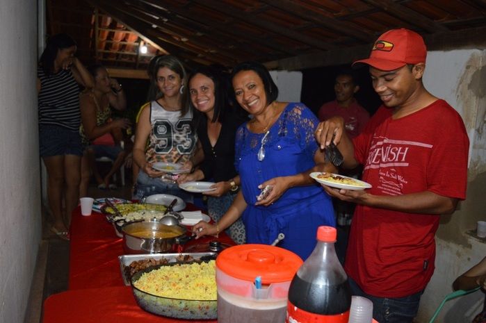 Amigas realizaram chá de panela para Dr. Mercedes  - Imagem 4