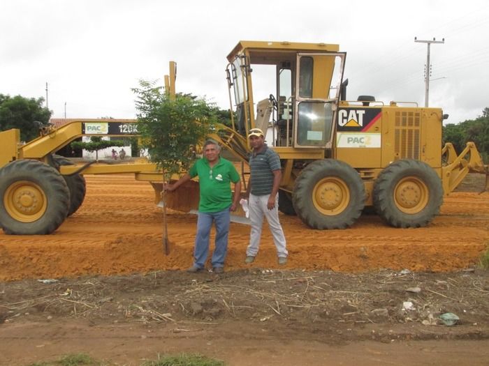 Prefeitura de Agricolândia prepara terreno para os Festejos de São José no Residencial Novo Horizonte - Imagem 2