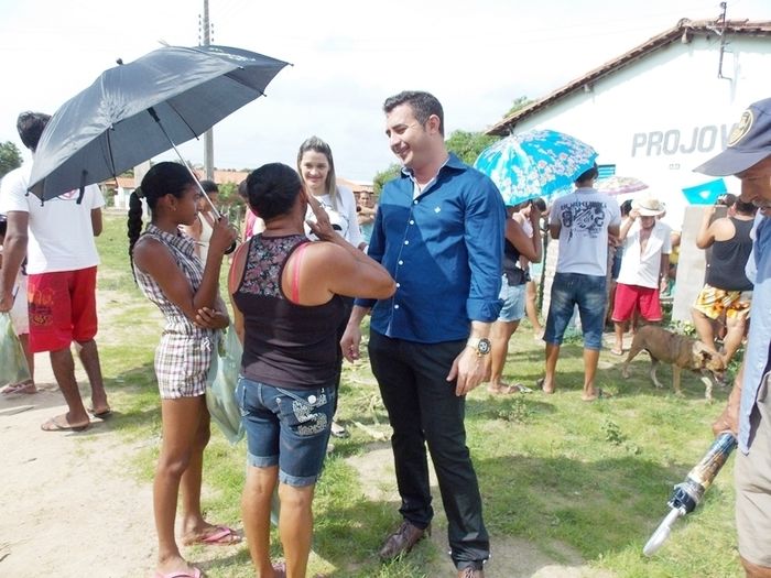Secretaria de Assistência Social faz distribuição de alimentos para as famílias cadastradas no Programa Bolsa Família   - Imagem 10