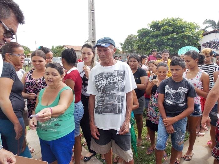 Secretaria de Assistência Social faz distribuição de alimentos para as famílias cadastradas no Programa Bolsa Família   - Imagem 13