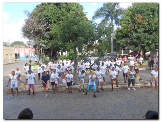 Caminhada em Comemoração ao dia Internacional da Mulher  - Imagem 31