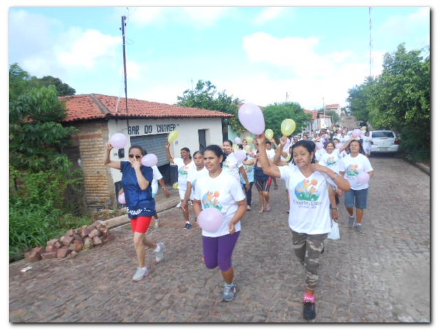 Caminhada em Comemoração ao dia Internacional da Mulher  - Imagem 17