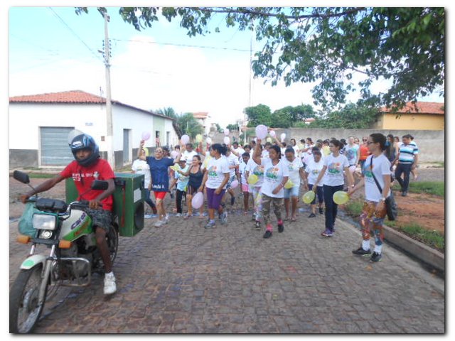 Caminhada em Comemoração ao dia Internacional da Mulher  - Imagem 16