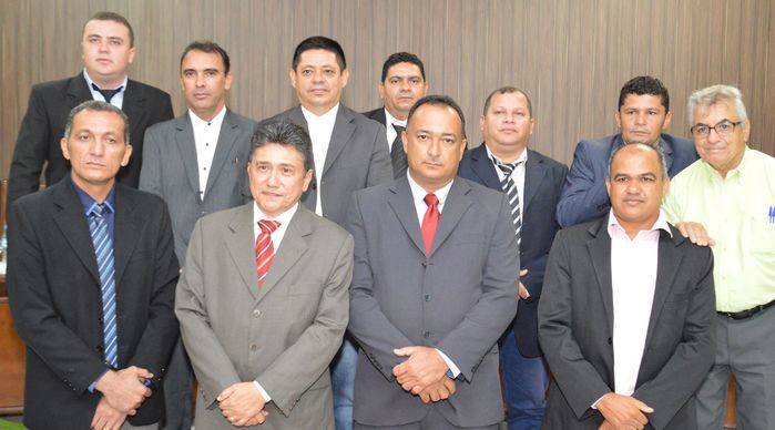 Prefeito Marcos Elvas faz abertura de ano legislativo na Câmara Municipal de Bom Jesus-PI - Imagem 10