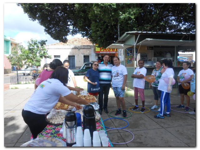 Caminhada em Comemoração ao dia Internacional da Mulher  - Imagem 36