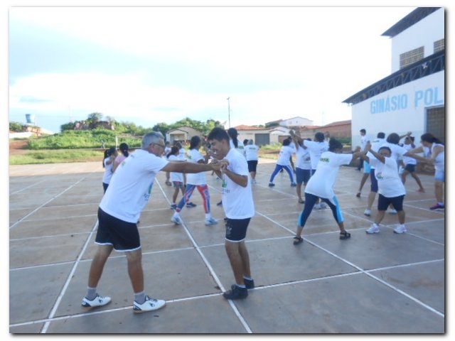 Caminhada em Comemoração ao dia Internacional da Mulher  - Imagem 3