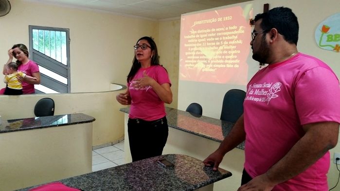O segundo dia em comemoração à semana da mulher teve palestras na Câmara Municipal - Imagem 12