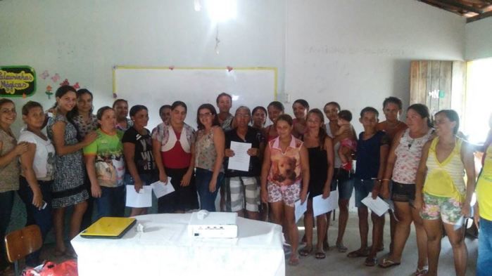 Escolas Municipais de Boa Hora recebem famílias dos alunos em primeiro dia de aula do ano letivo de 2015 - Imagem 12