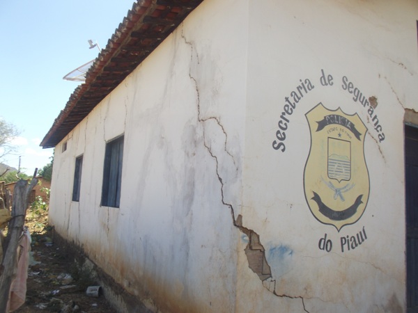 Delegacia de Santa Rosa do Piauí corre risco de desabar - Imagem 5