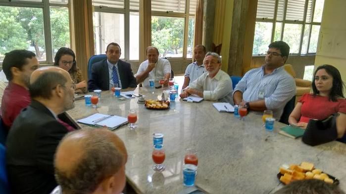 Projeto de pesquisa é analisado pelo prefeito Edgar Castelo Branco de Santa Rosa do Piauí - Imagem 1