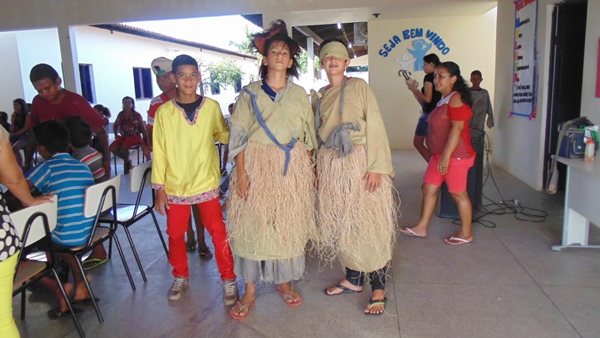 Caravana de teatro Cassimiro côco realiza oficinas de teatro e fazer show em Santo Inácio  - Imagem 24