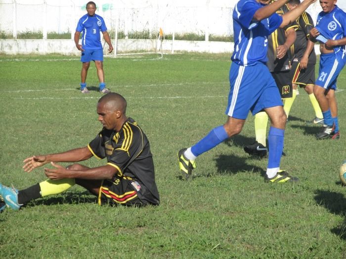 Elesbão Veloso empata e fica com quatro pontos no campeonato dos quarentões de Agricolândia - Imagem 10