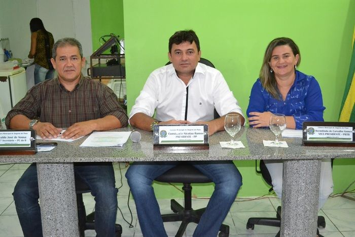 Câmara de Vereadores homenageia mulheres - Imagem 1