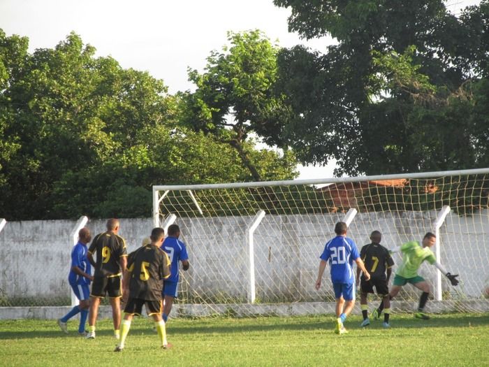 Elesbão Veloso empata e fica com quatro pontos no campeonato dos quarentões de Agricolândia - Imagem 22