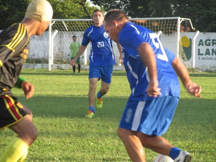 Elesbão Veloso empata e fica com quatro pontos no campeonato dos quarentões de Agricolândia - Imagem 26