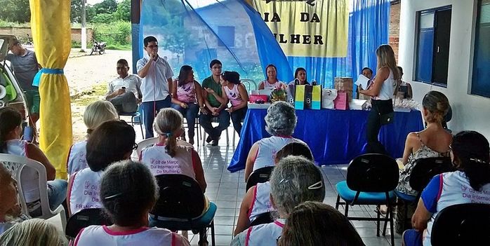 Café da manhã marca a comemoração do dia da Mulher em Francisco Ayres - Imagem 12