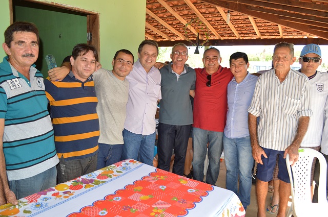 Prefeitos da planície litorânea prestigiam Bernildo Val em inauguração de estrada - Imagem 3