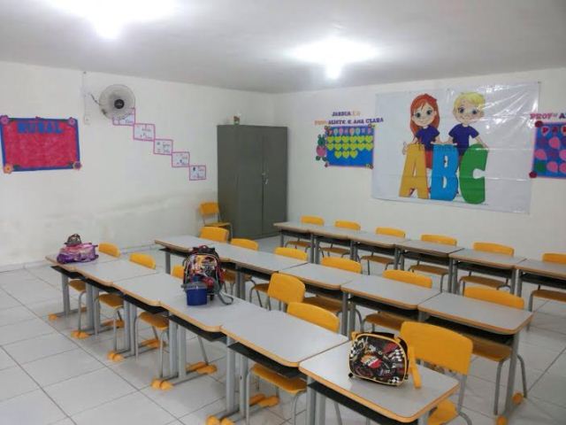 Everardo Moura inaugura reforma de creche em Isaias Coelho - Imagem 1