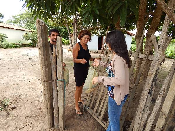 Prefeitura e Social entregam peixe para a população - Imagem 6