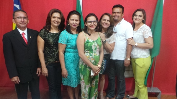 Vice-prefeita Lucia Lacerda assume prefeitura de Pimenteiras - Imagem 33