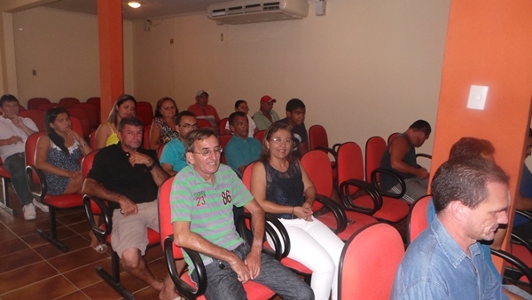 Vice-prefeita Lucia Lacerda assume prefeitura de Pimenteiras - Imagem 4