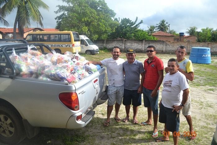 Prefeito Zé Resende entrega mais de 2600 cestas a famílias carentes de Boa Hora - Imagem 5