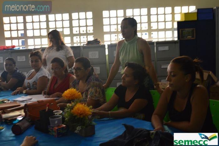 Formação com educadores bolsistas ano 2015 - Imagem 3