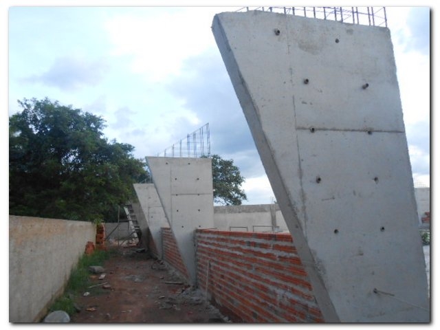 Prefeitura de Inhuma em Parceria com o FNDE constrói quadra com cobertura na Escola Monsenhor Lopes - Imagem 9