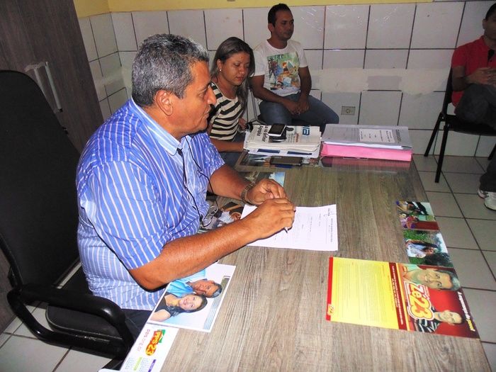 Prefeito Zé Resende empossa novo Secretario de Educação - Imagem 3