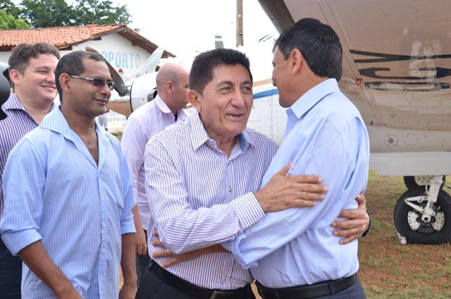 Governador Inaugura Obras em Ipiranga do Piauí - Imagem 9