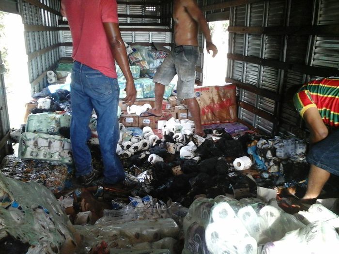 Incêndio em carga de caminhão baú causa desespero em pessoas na cidade de Boa Hora - Imagem 3