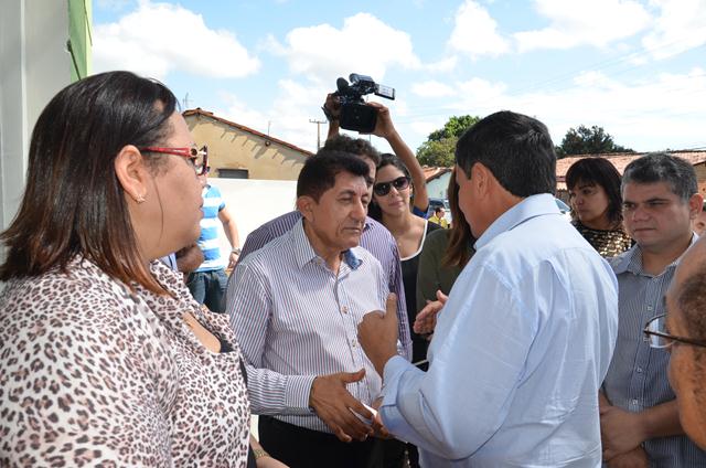 Governador Inaugura Obras em Ipiranga do Piauí - Imagem 47