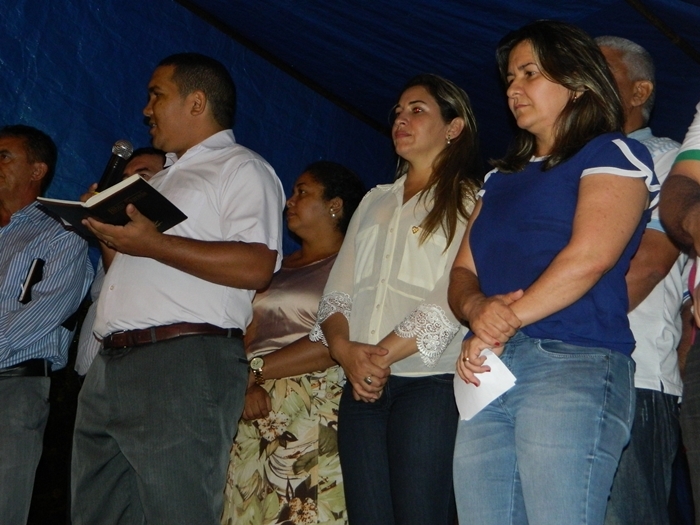 Debaixo de chuva, Caminhada pela Paz reuniu centenas de pessoas - Imagem 15