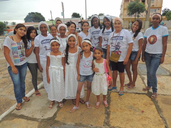 Debaixo de chuva, Caminhada pela Paz reuniu centenas de pessoas - Imagem 16