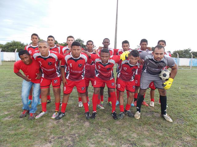 Com 10 equipes, teve início o Campeonato Municipal de Futebol - Imagem 1