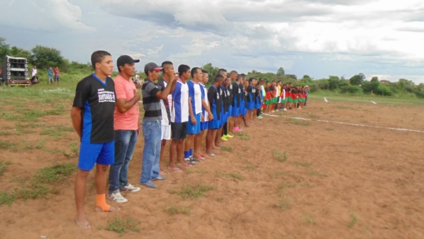 Varjota vence Juventude Cigana e se consagra campeão do campeonato municipal de futebol 2015 - Imagem 11