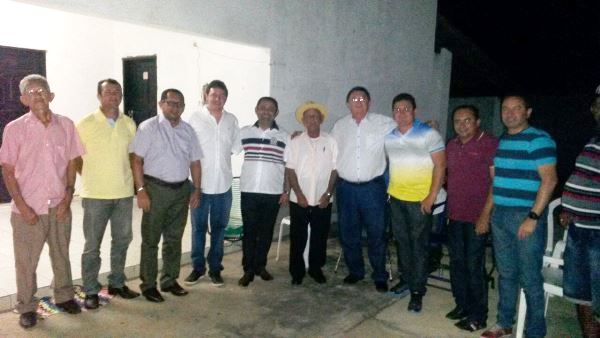 Festividade do aniversário da cidade de Santo Inácio do Piauí termina com show em praça pública - Imagem 5