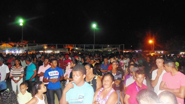 Prefeito e autoridades fazem entrega de prêmios  a vencedores de competições - Imagem 34