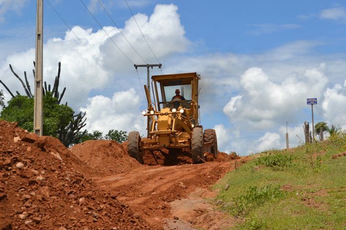 Estrada que liga Alegrete ao povoado Mandacaru já tem parte da primeira etapa da obra concluída - Imagem 4