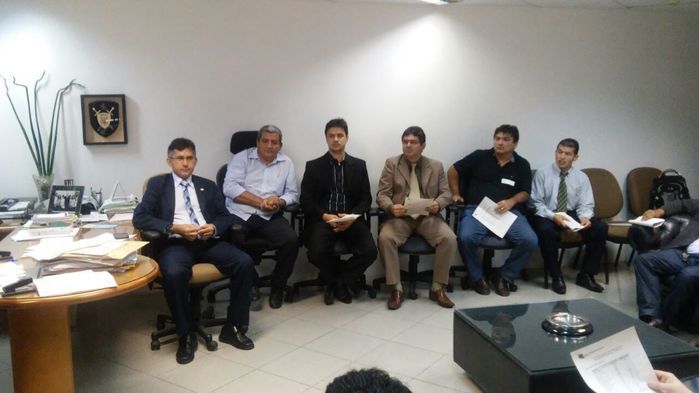 Prefeito Zé Resende participa de reunião no TER sobre revisão biométrica - Imagem 2