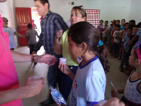 Centenas de pessoas são beneficiadas com ações da Prefeitura Itinerante em Boa Vista Cajueiro da Praia - Imagem 16