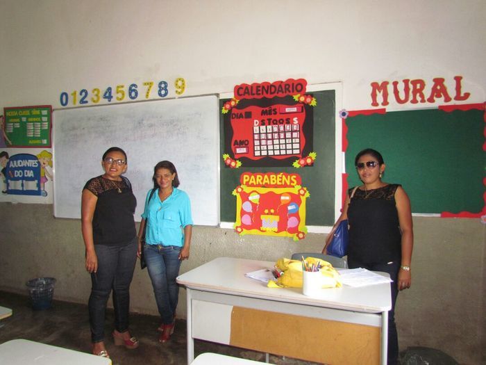 Alunos da rede municipal de Barras recebem fardamento escolar - Imagem 1