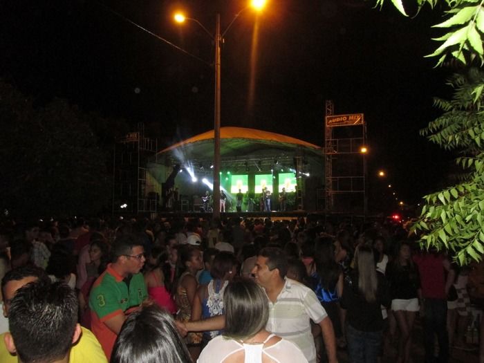 Prefeito Walter Alencar e comitiva participa do Aniversário de 51 anos de Hugo Napoleão com Lagosta Bronzeada - Imagem 14